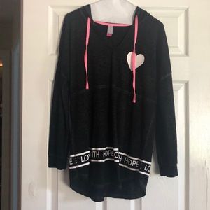 Workout  top with hood
